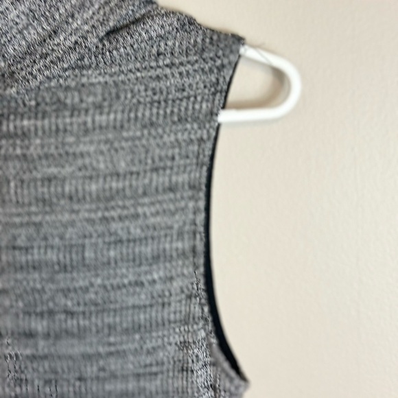 Lush medium turtle neck 15-p2p  41-1/2 length linied maxi slit on each side - Picture 11 of 11